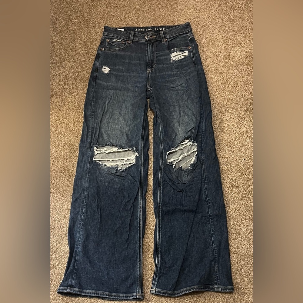 American Eagle, Super High-rise Baggy Wide Leg Stretchy. Size 2